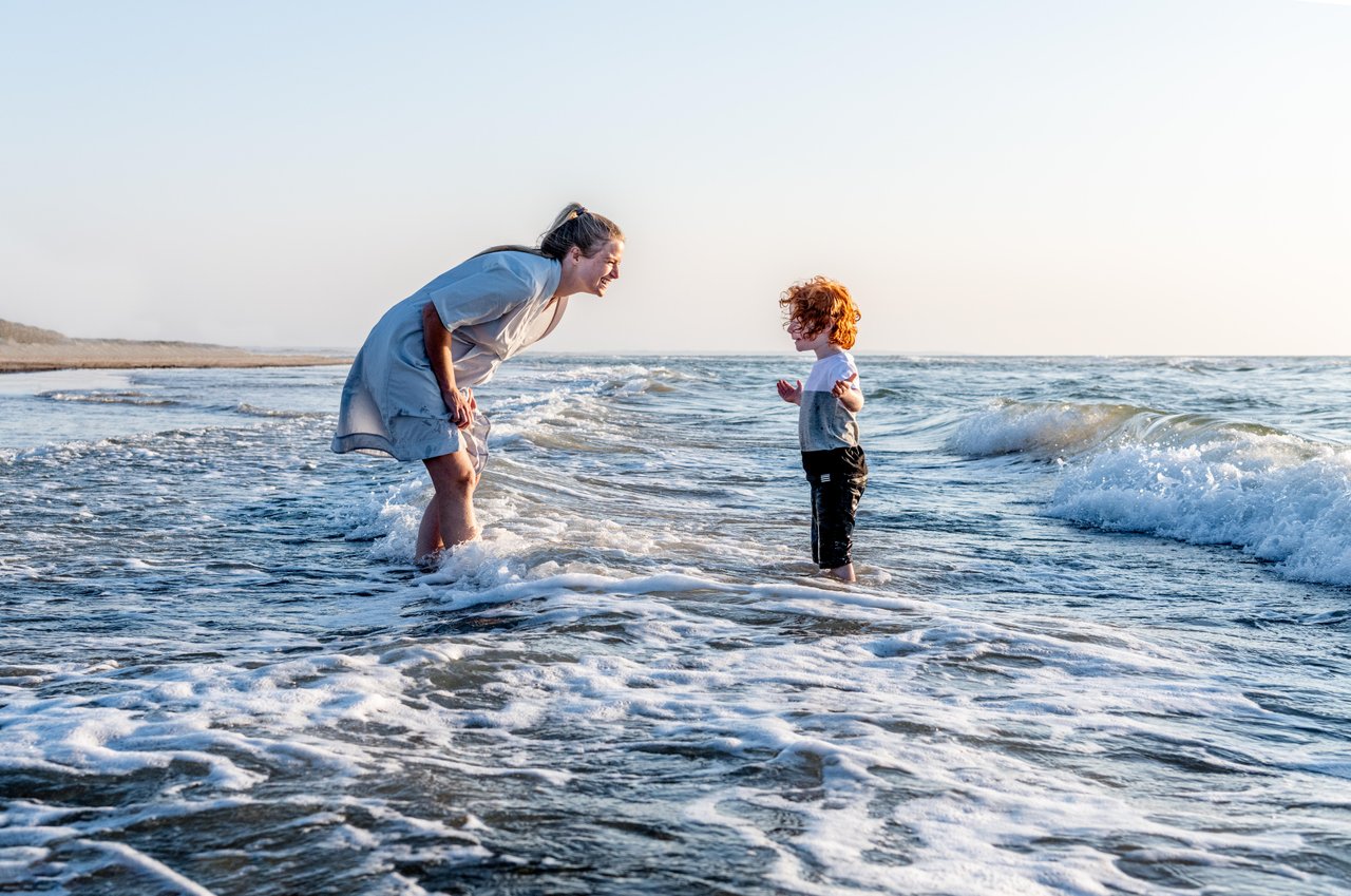 Ocean contact mother child